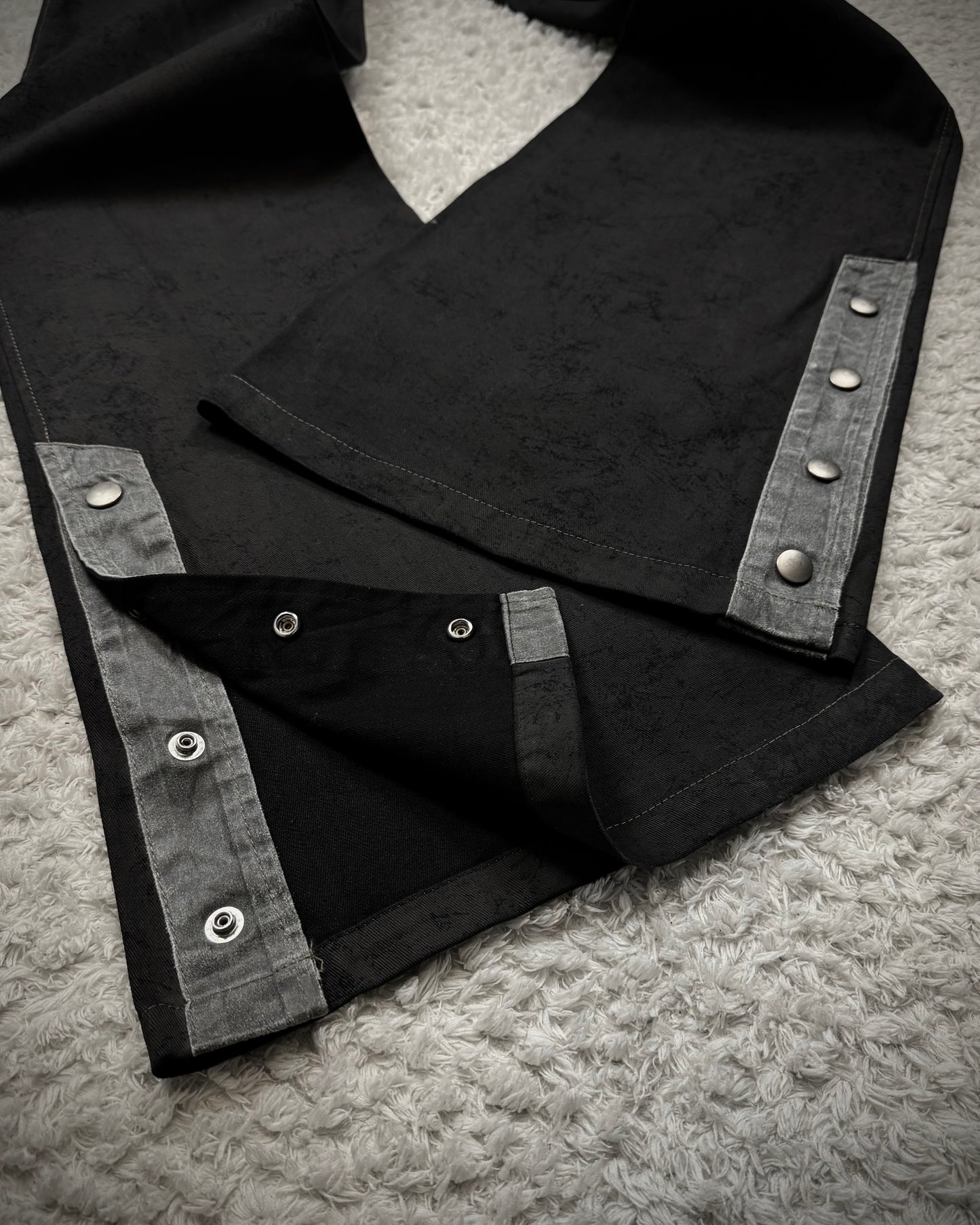 Tornado Mart Scratch Textured Flared Pants