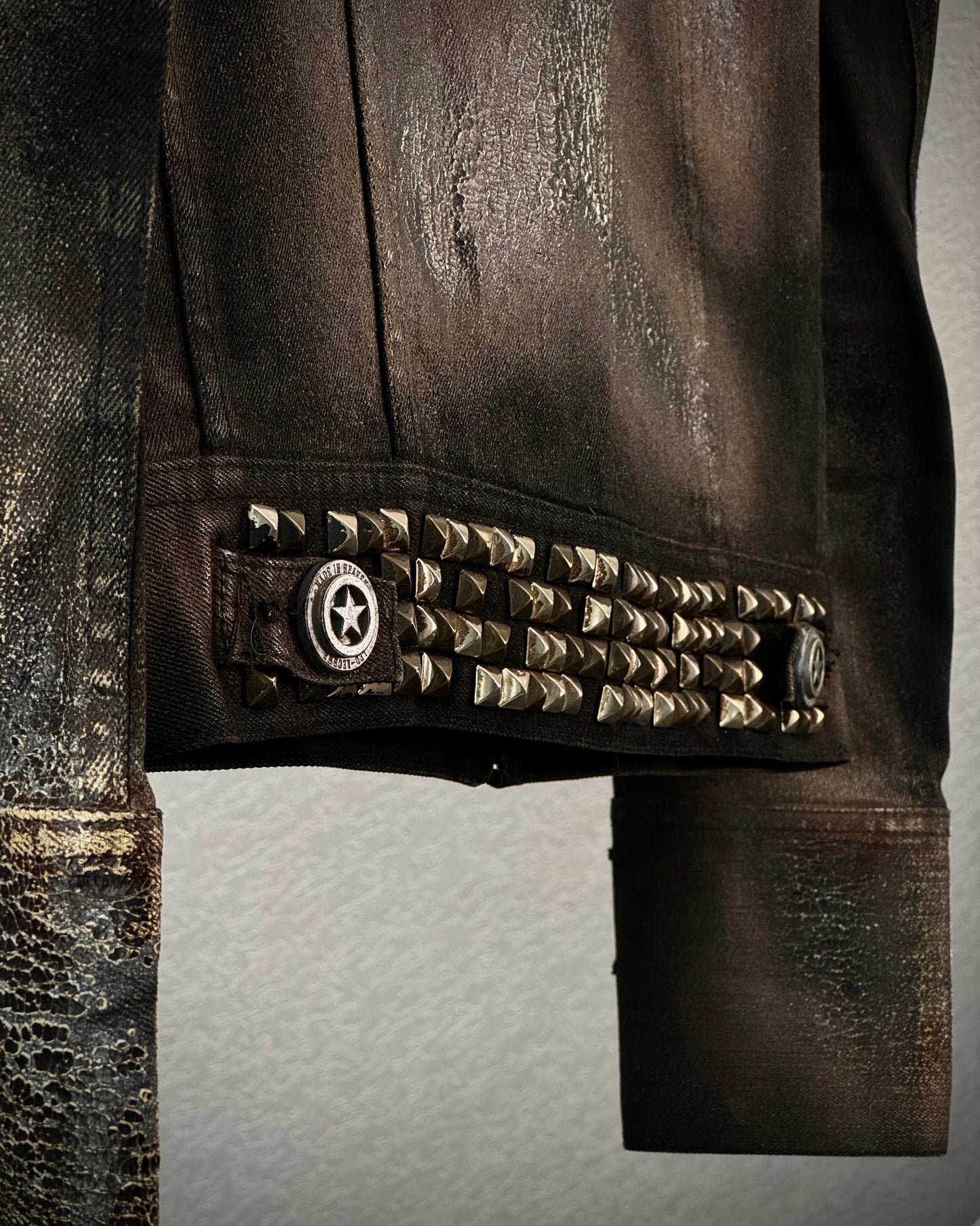Led Rechwe “Arizona” Crack Waxed Fur Jacket