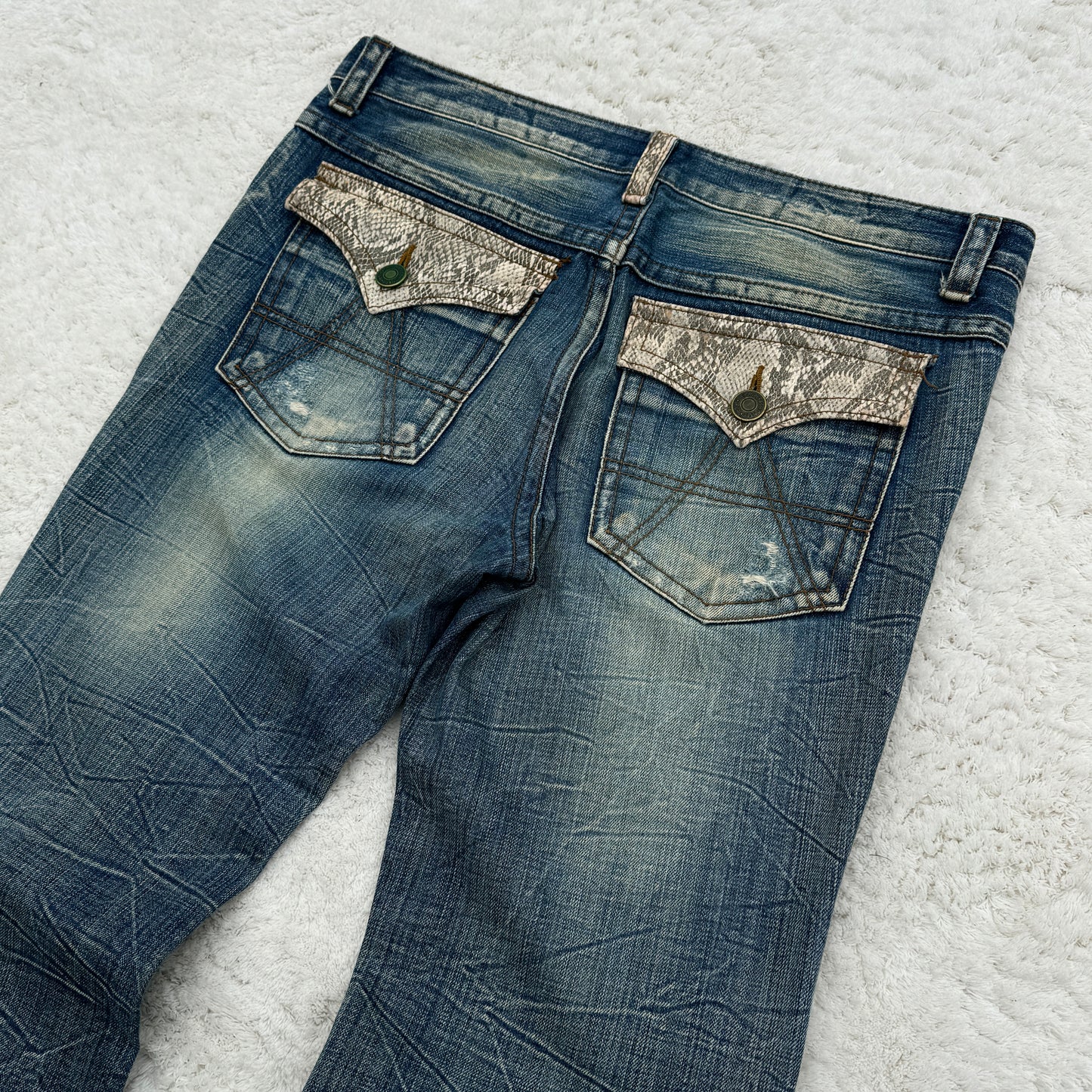 Honeycomb Wash Snakeskin Flared Jeans