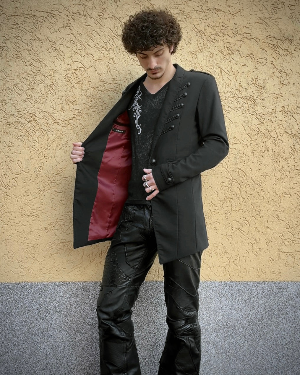 Civarize Napoleon Peaked Blazer