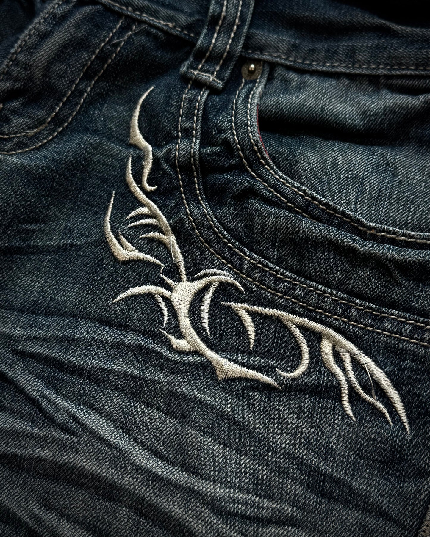 Tornado Mart Tribal Embroidery Whiskered Spiral Flared Jeans