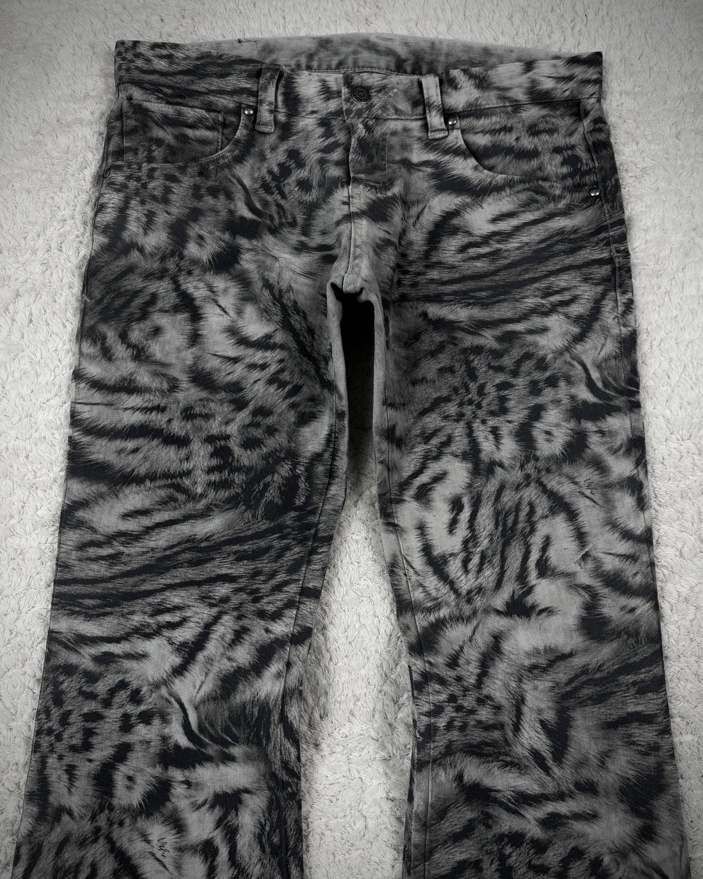 Tornado Mart Tiger Stripes Pattern Flared Jeans