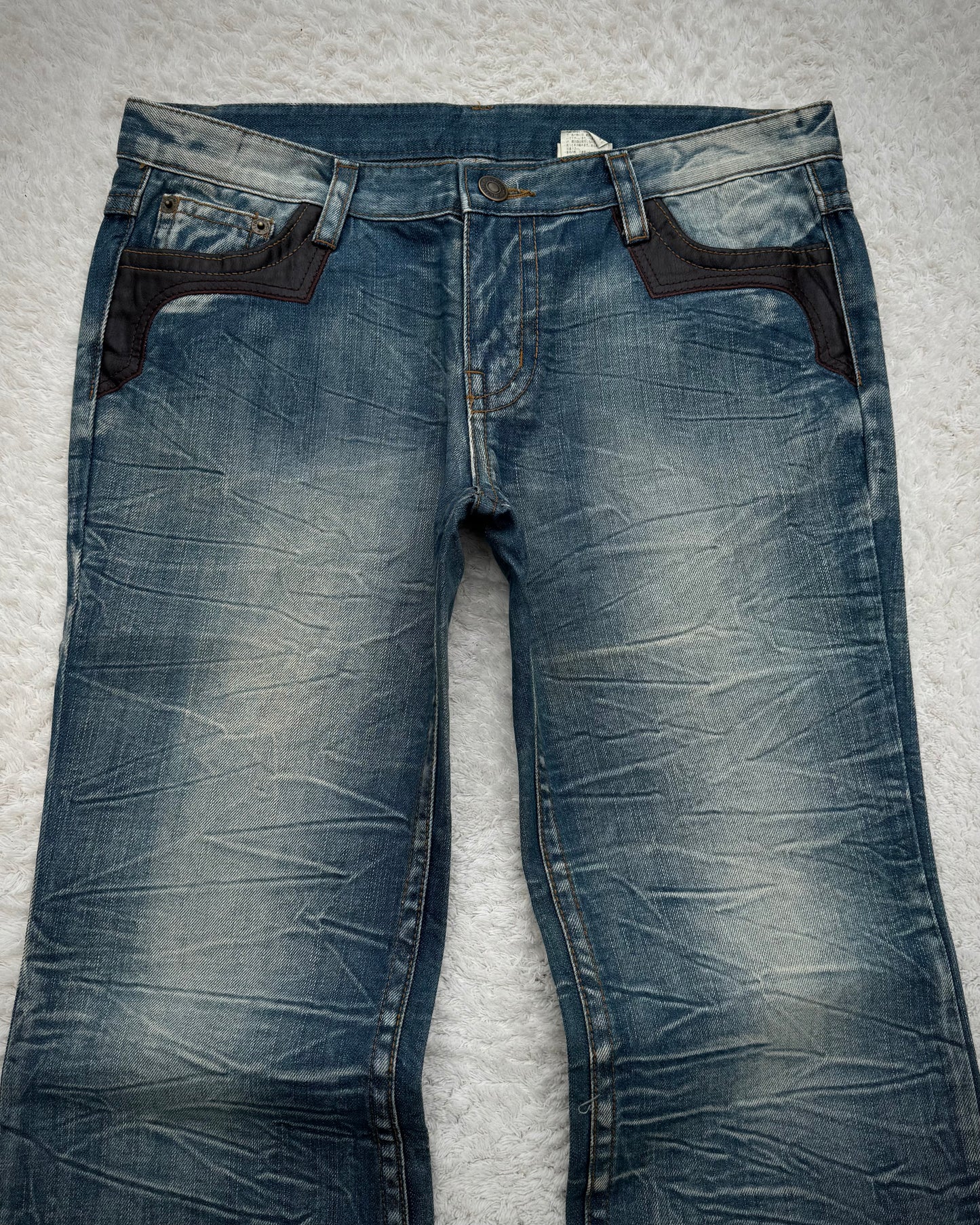 Agate Label Honeycomb Washed Leather Accented Flared Jeans