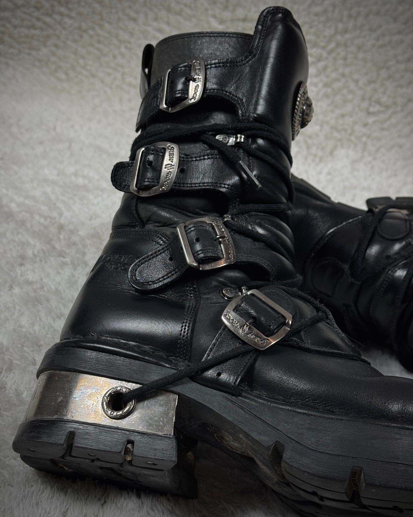 New Rock Laced Steel Heel Leather Boots