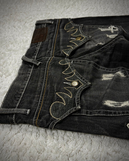Tornado Mart Tribal Embroidery Flared Jeans