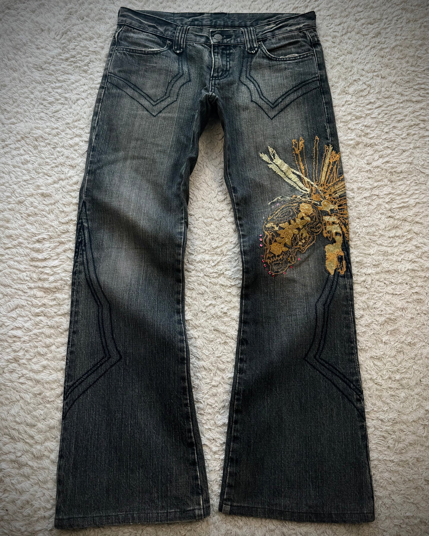 Tornado Mart Tribe Skull Embroidery Flared Jeans