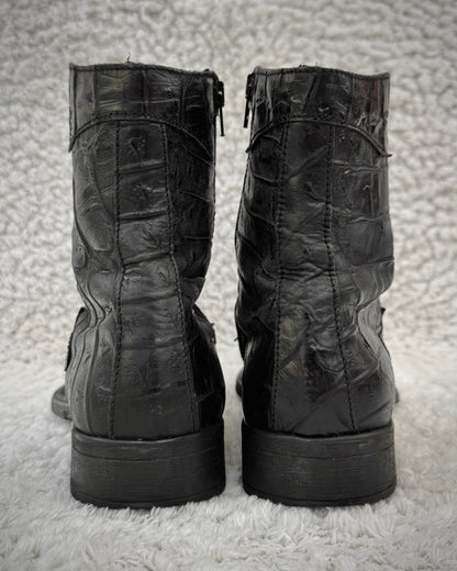 Bata Crocodile Pointed Toe Leather Boots