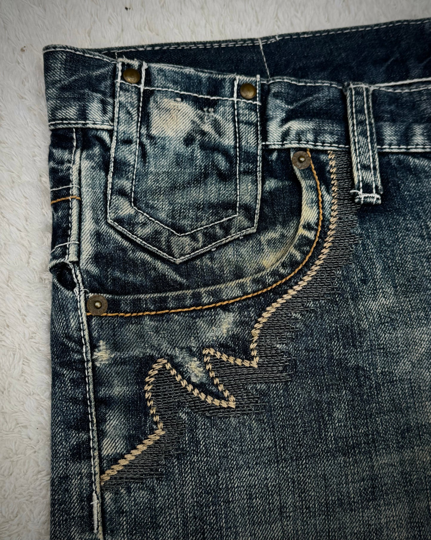 Tornado Mart Tribal Embroidery Spiral Flared Jeans