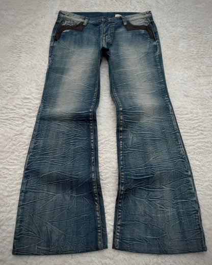Agate Label Honeycomb Washed Leather Accented Flared Jeans