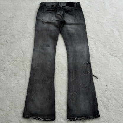 La Gate Pierced Chain-Up Flared Jeans