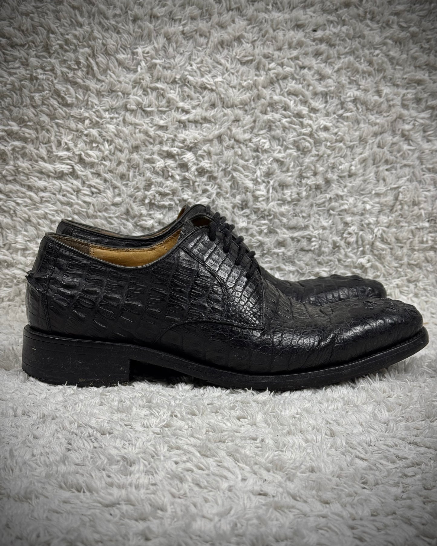 Ming Xie Fang Depth Sculpted Crocodile Leather Boots