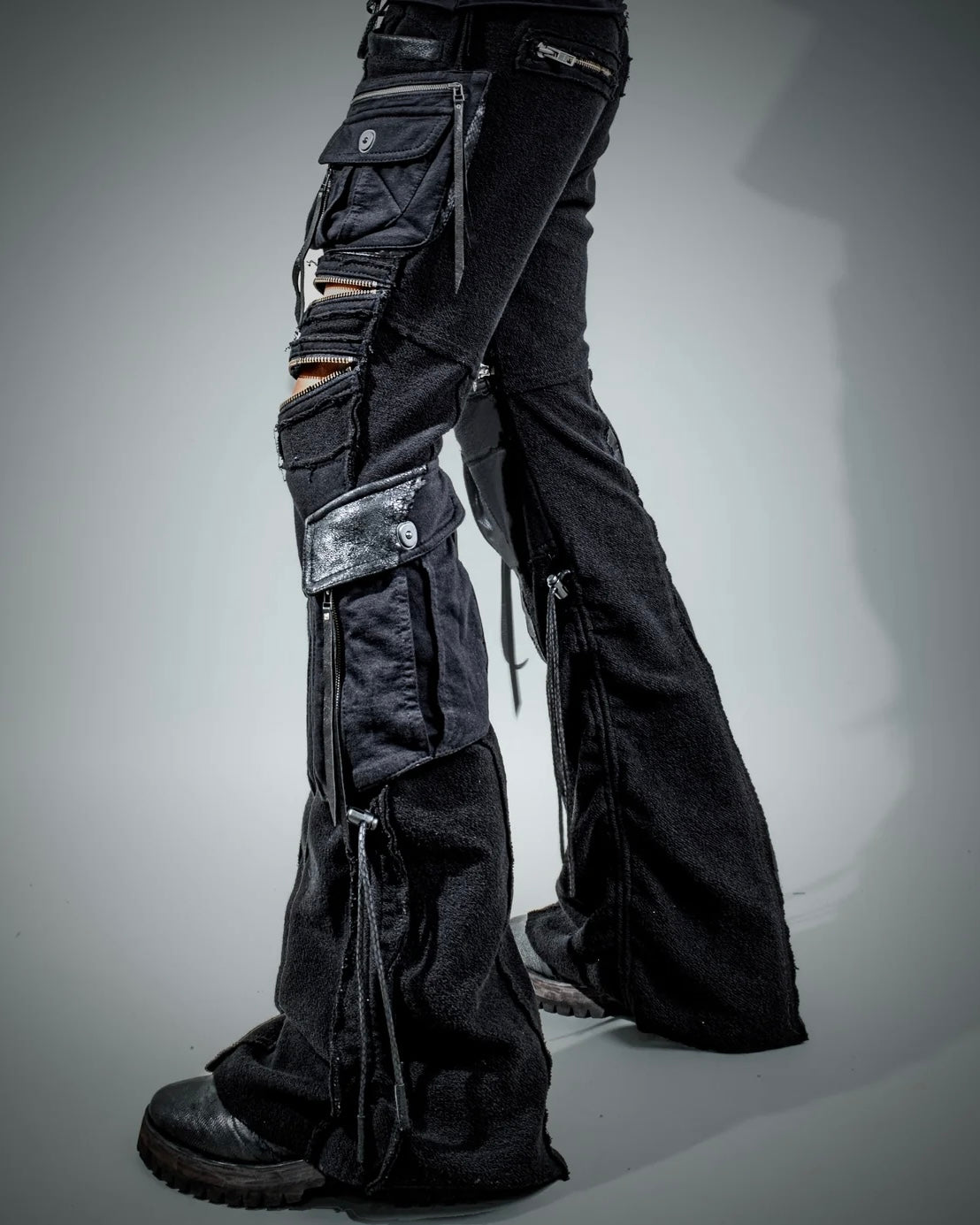 14th Addiction Python Detailed Flared Cargo Sweatpants