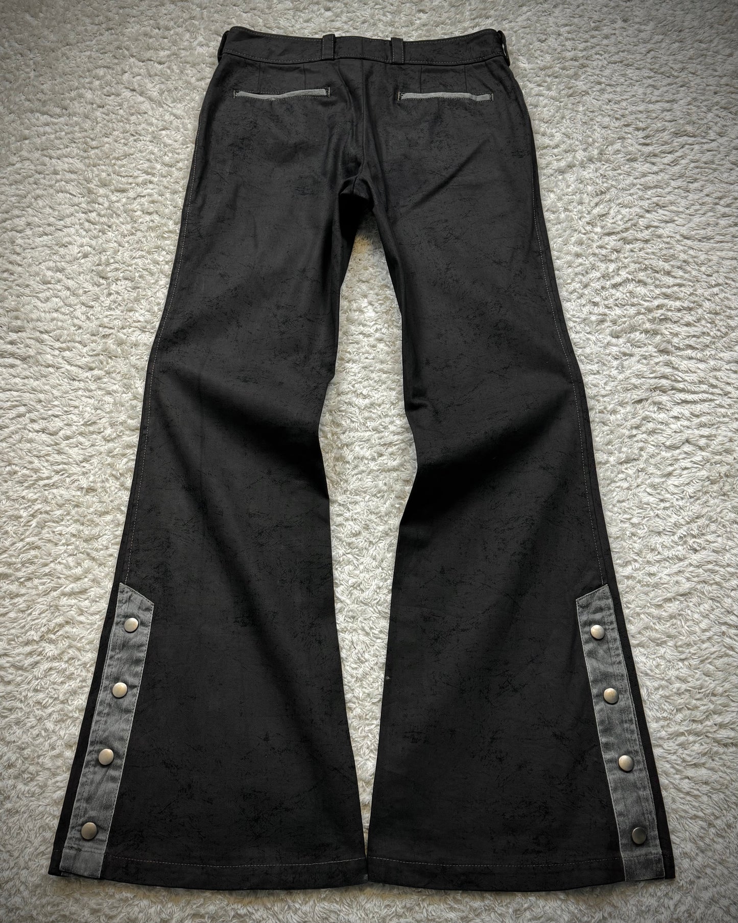 Tornado Mart Scratch Textured Flared Pants