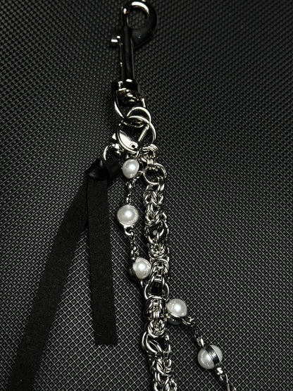 Double Layered Chain Wrapped Pearls Wallet Chain