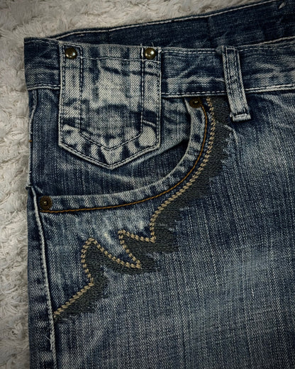 Tornado Mart Tribal Embroidery Spiral Flared Jeans