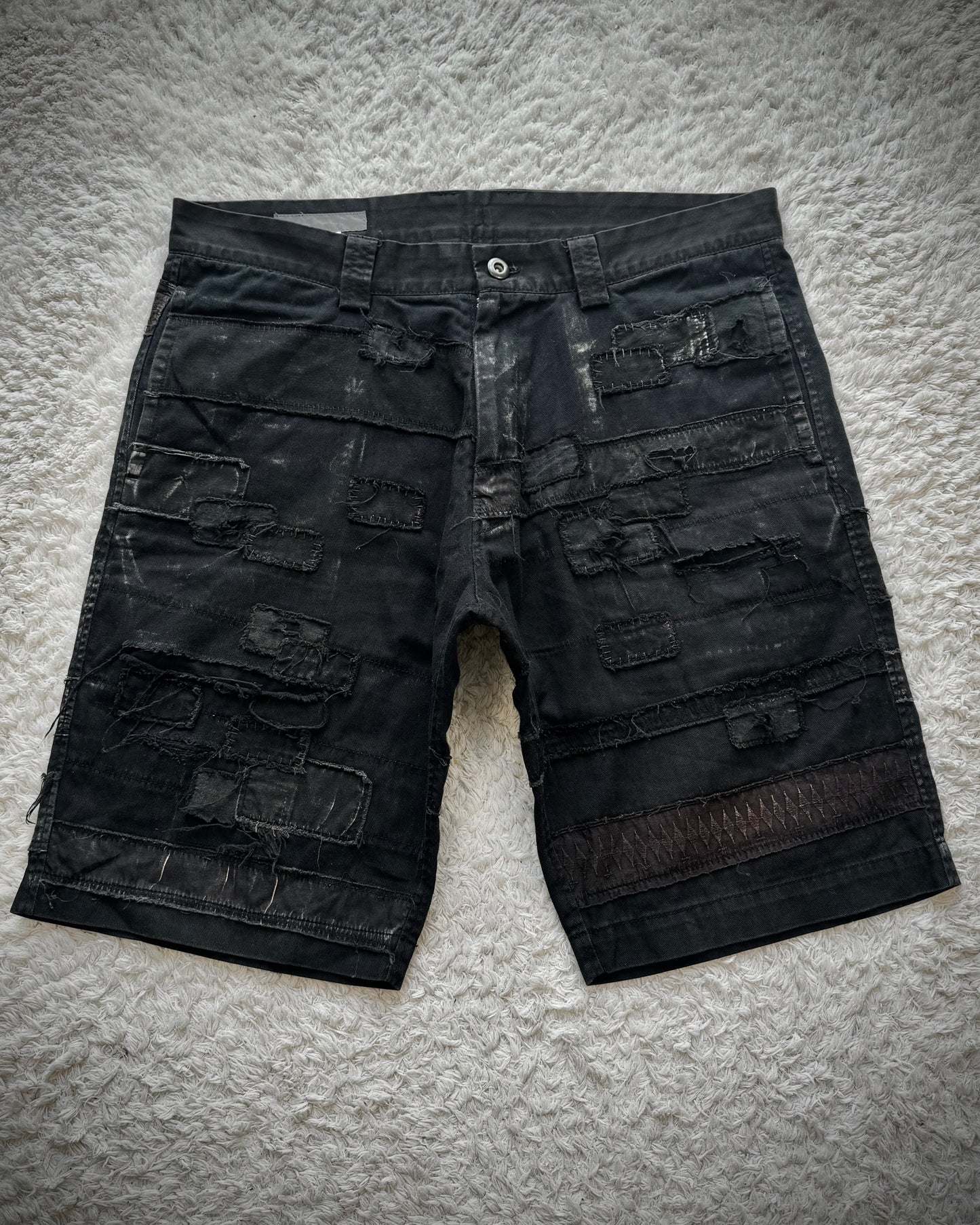 Cartridge Case222 Scab Shorts