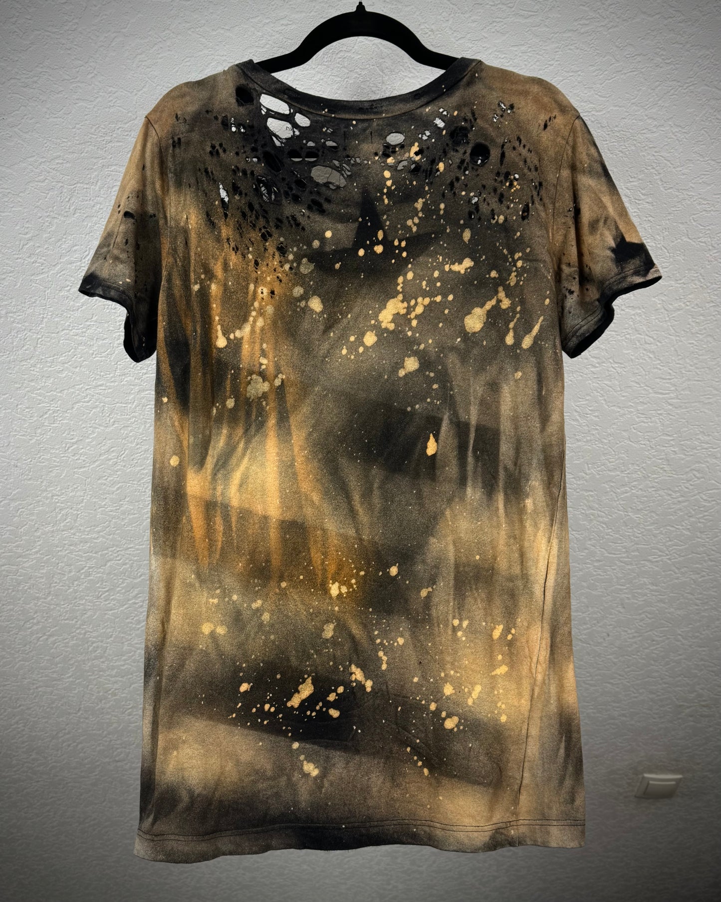 L.G.B. “Frontier” Star Burnt T-Shirt