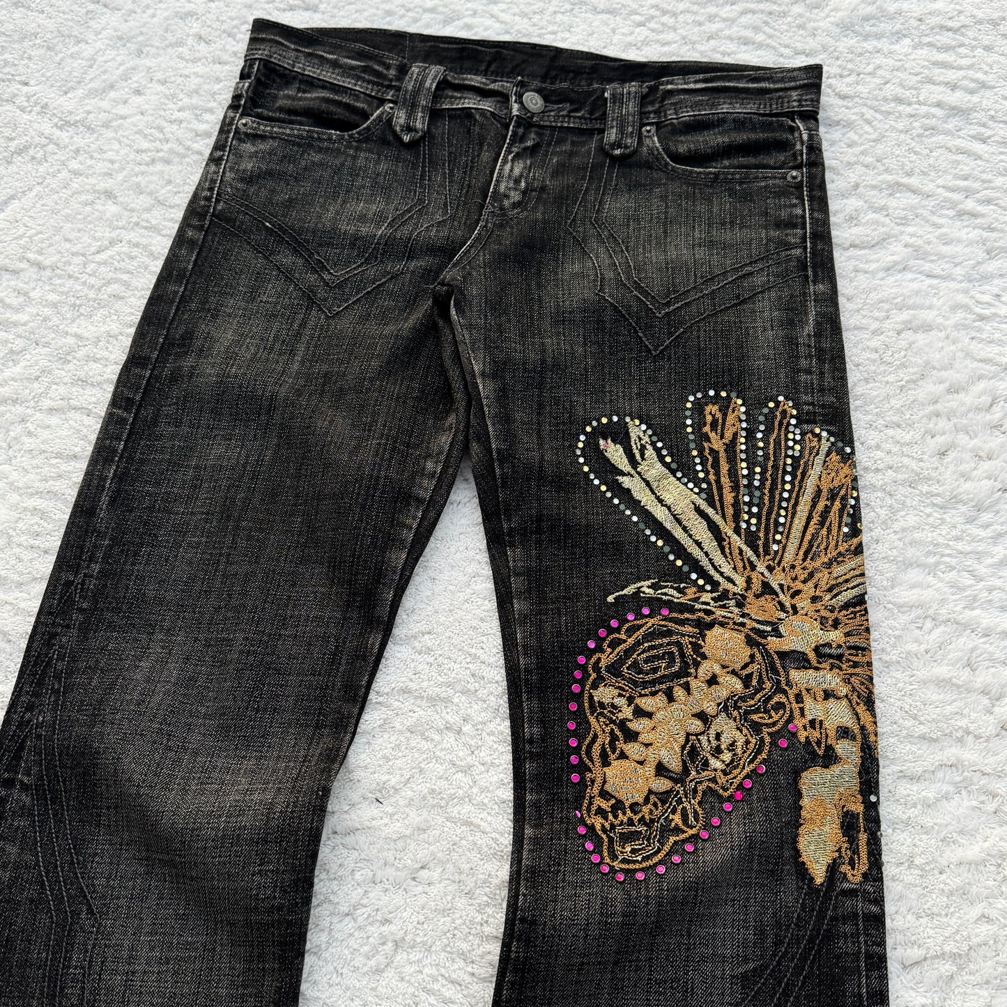 Tornado Mart Decorated Embroidery Flared Jeans