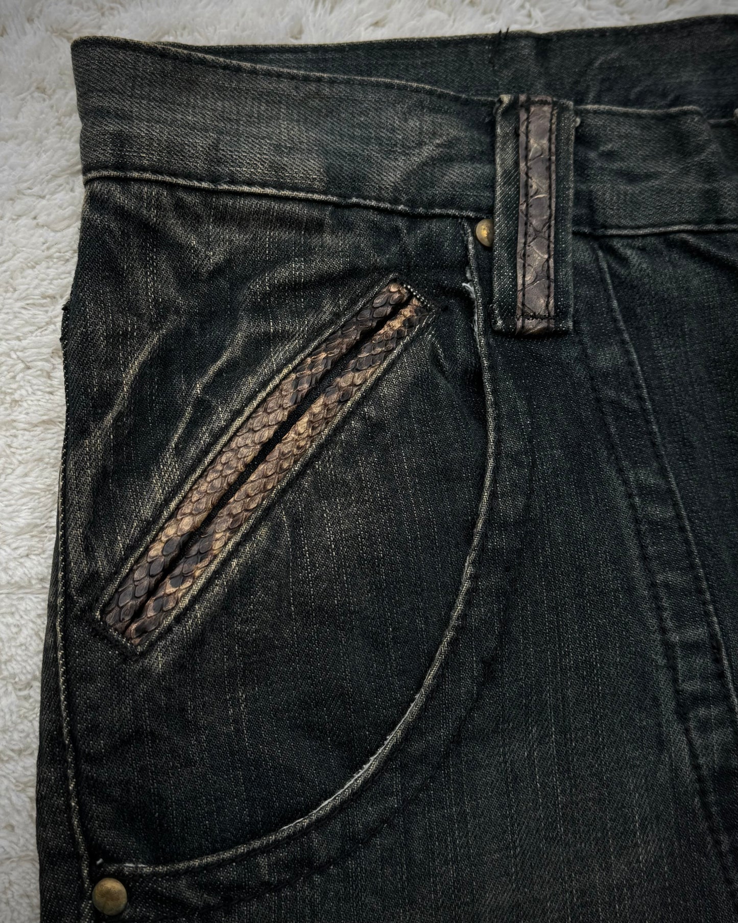 Tornado Mart Mud Washed Python Detailed Lace Up Flared Jeans