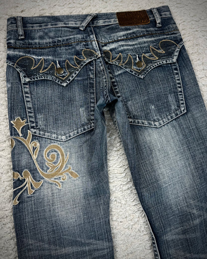 Tornado Mart Tribal Embroidery Spiral Flared Jeans