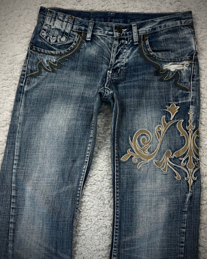 Tornado Mart Tribal Embroidery Spiral Flared Jeans
