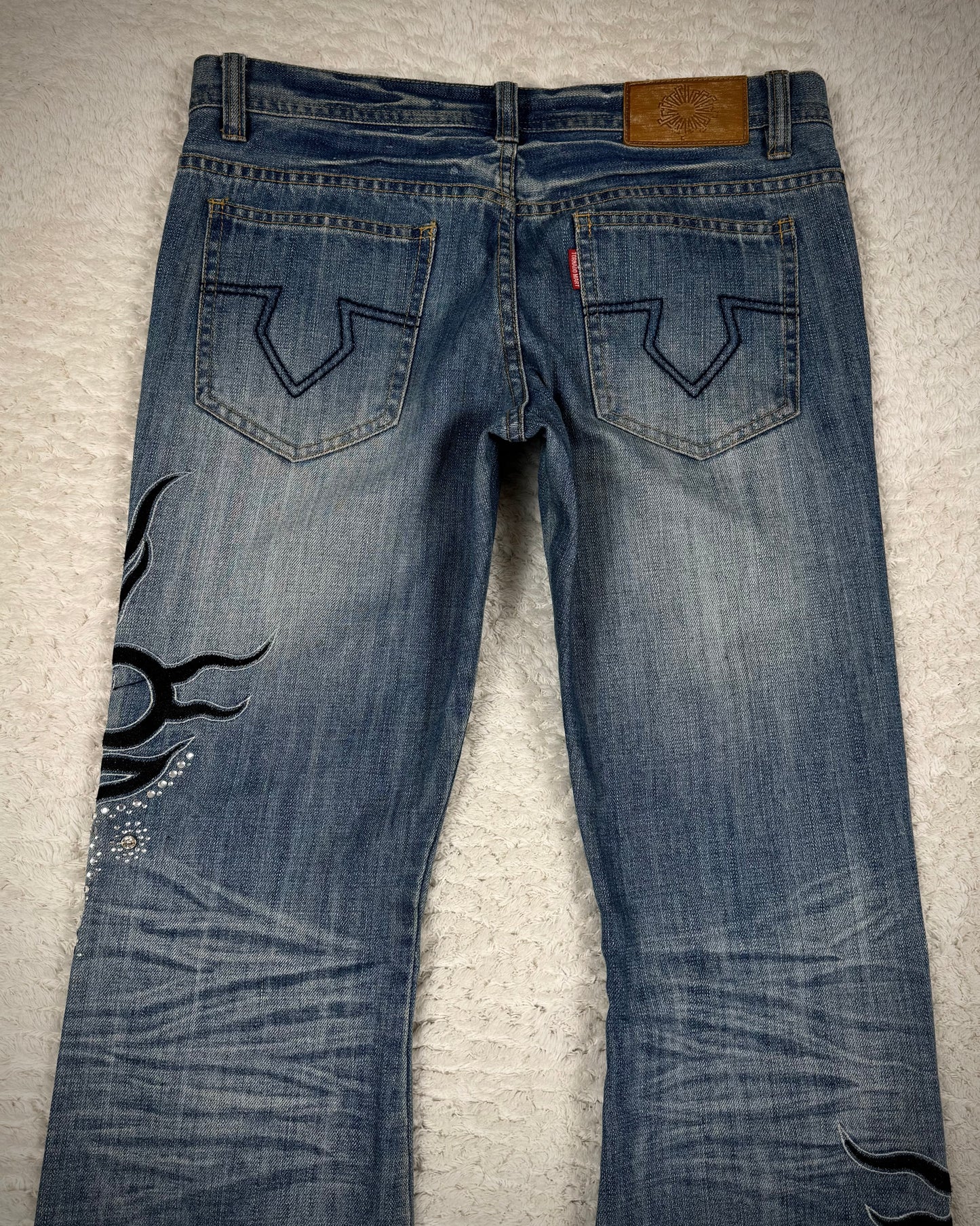 Tornado Mart Tribal Embroidery Studded Flared Jeans