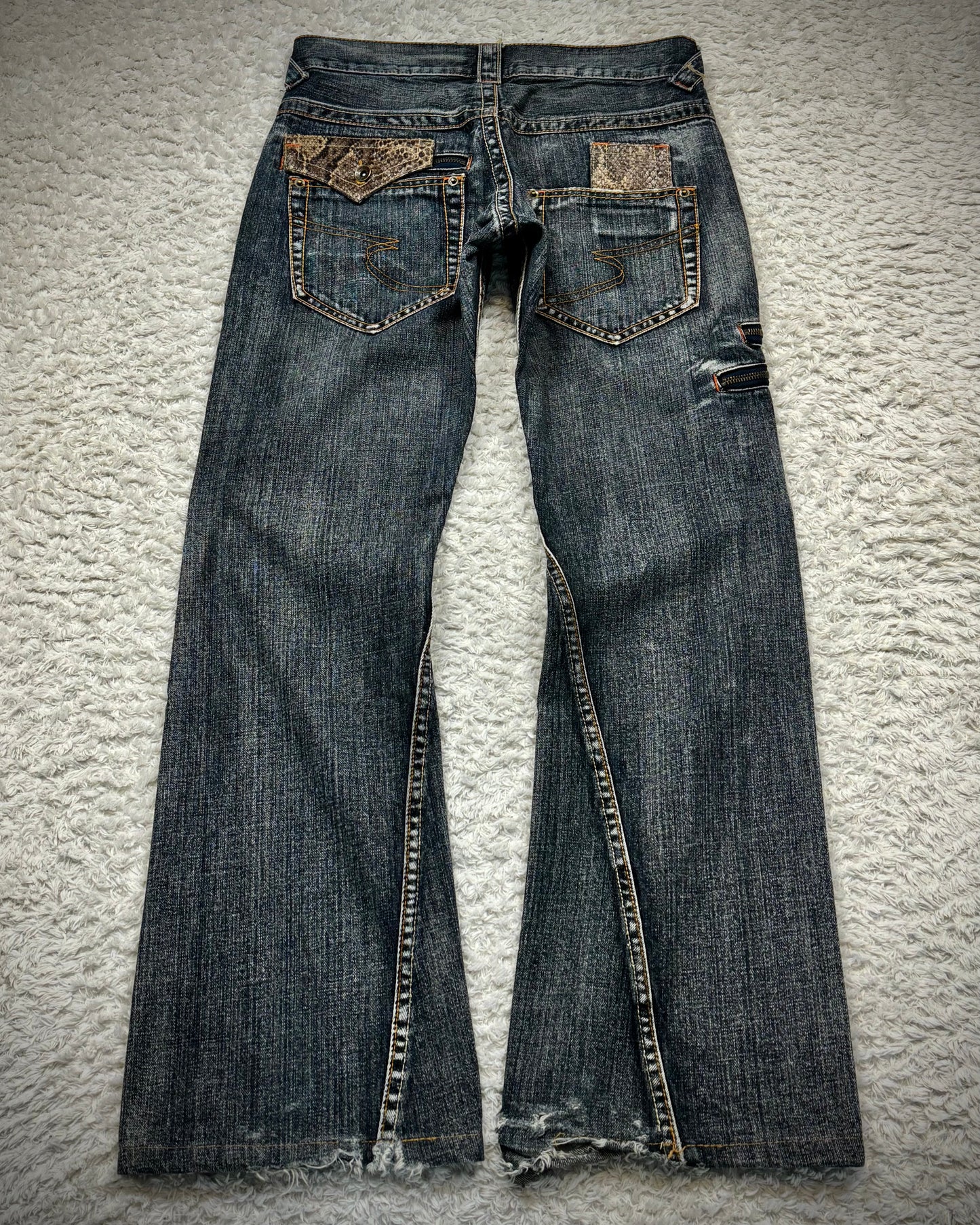 Semantic Design Python Detailed Zippered Spiral Flared Jeans