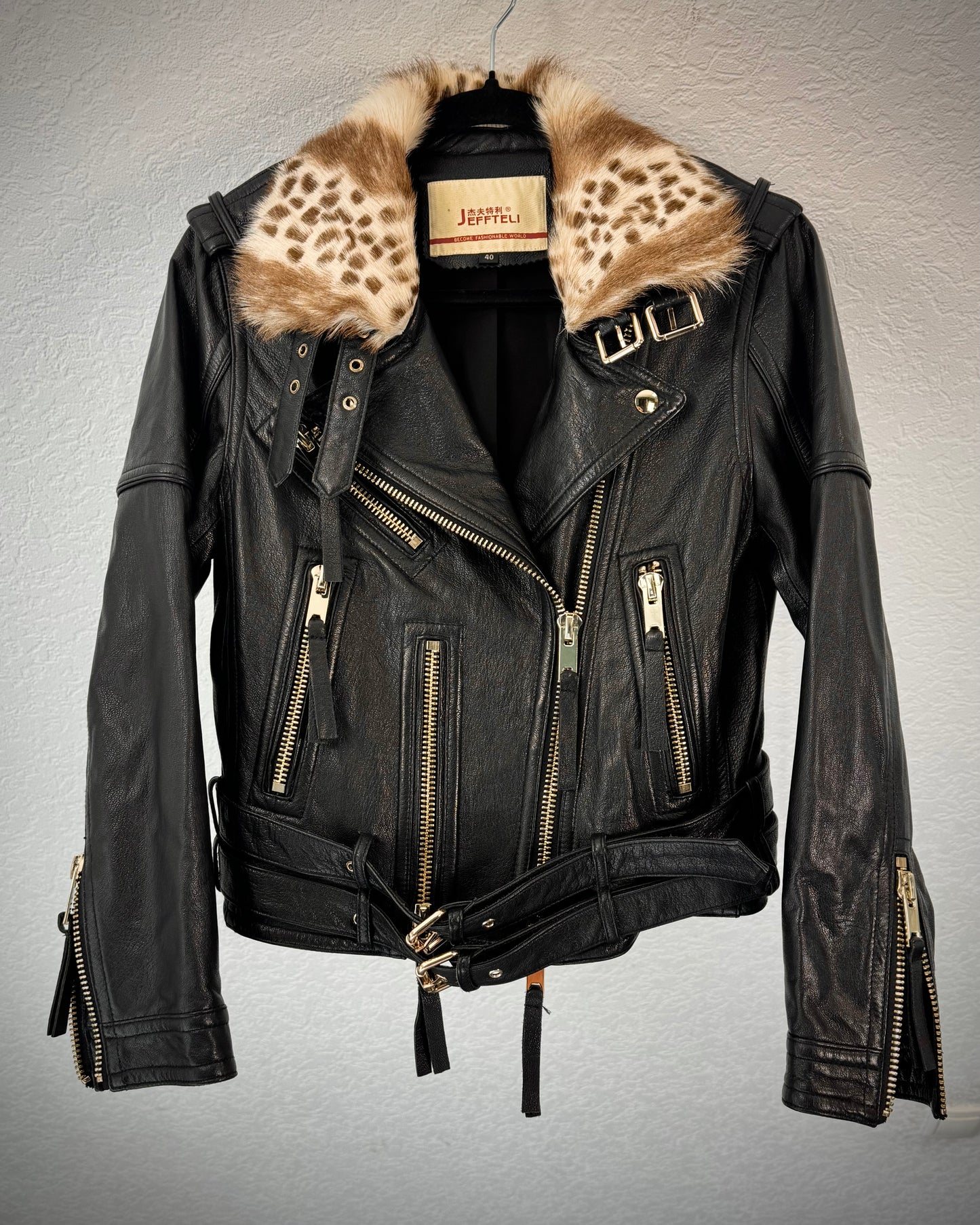 Jeffteli Leopard Fur Collar Leather Biker Jacket