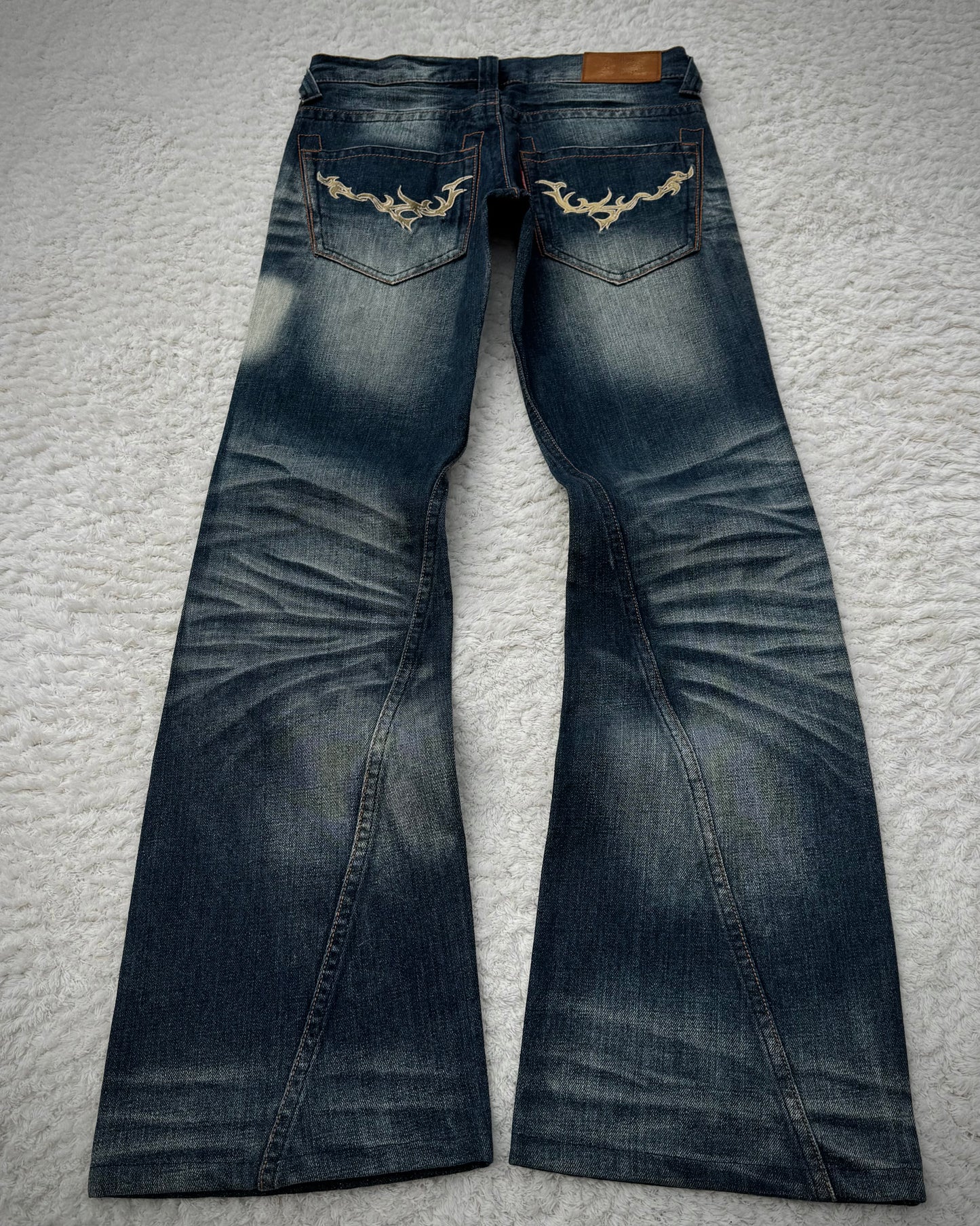 Tornado Mart Tribal Embroidery Spiral Flared Jeans